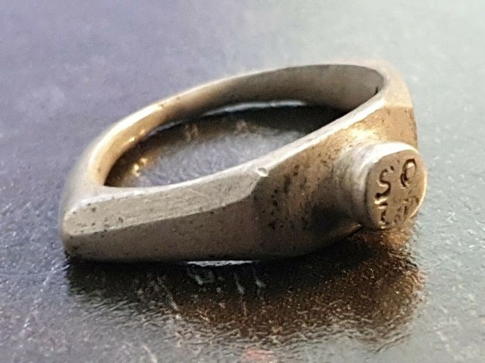 Ancient Roman Silver Roman Silver inscribed Ring poss SPQR - 29×20×29 mm - (1)