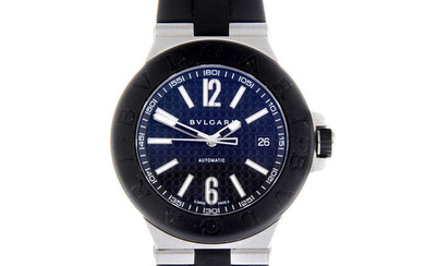 BULGARI - a gentleman's bi-material Diagono wrist watch.