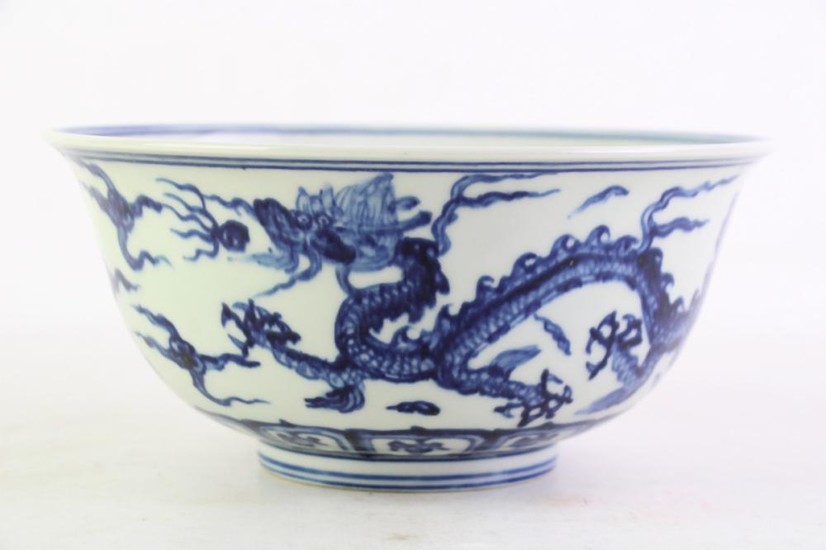 Blue and White Xuande Mark 'Dragon' bowl Dia 21.5cm