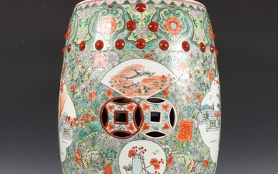 China, porcelain barrel shaped garden chair, possibly early...