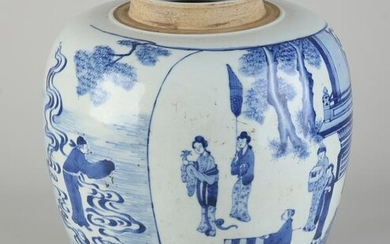 Chinese pot with text Ã˜ 21 cm.