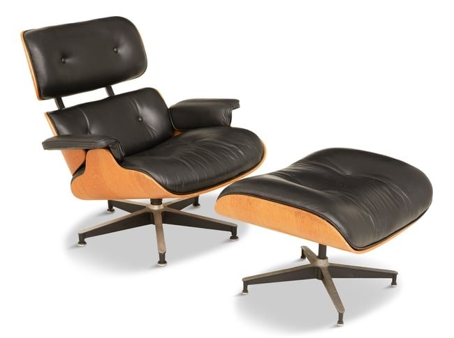 Eames 670 Lounge Chair and 671 Ottoman
