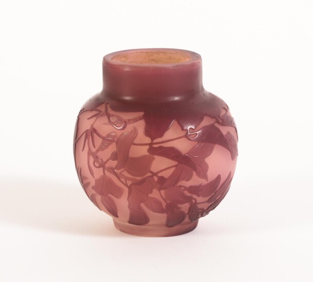 Emile Galle French Cameo Glass Globular Bud Vase, ca. 1910 FD7A