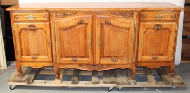 French Louis XV style 4 door sideboard in walnut
