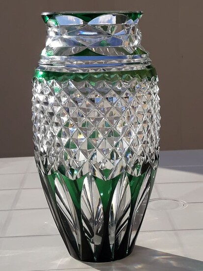 Hubert Lega - Val Saint Lambert - Large green vase. Sign - Crystal