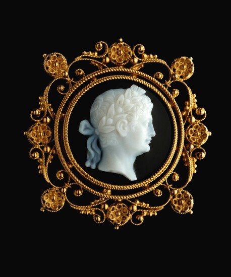 ITALIAN, FIRST HALF 19TH CENTURY | CAMEO WITH AN EMPEROR, POSSIBLY CLAUDIUS (10 BC - 54 AD)