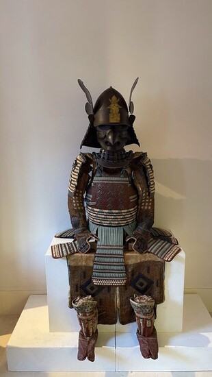 Lot-Art | Japanese armor (1) - Lacquer, Leather, Silk, iron 