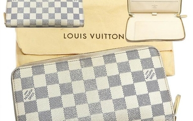 LOUIS VUITTON purse, model: Zippy Damier Azur Canvas