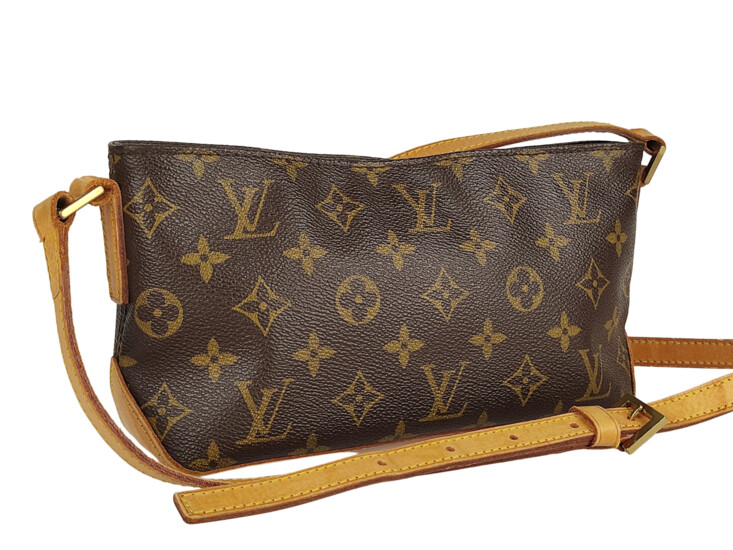 Louis Vuitton Trotteur shoulder bag