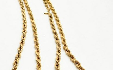 MONET SIGNED CHAIN