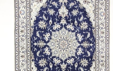 Nain - Carpet - 242 cm - 166 cm
