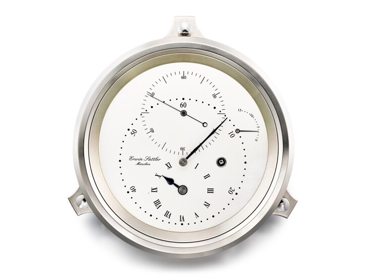 Nautis | A chrome plated brass wall clock with 15 days power reserve indication and regulator dial, Circa 2000 | Nautis | 鍍鉻銅製掛牆鐘，備15天動力儲備顯示及三針一線錶盤，約2000年製, Erwin Sattler