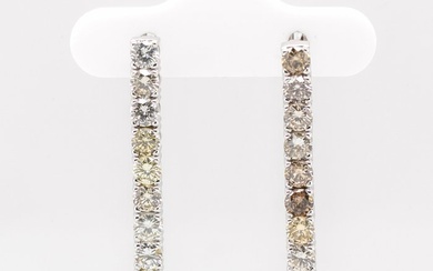 No Reserve Price - 14 kt. White gold - Earrings - 2.60 ct Diamond