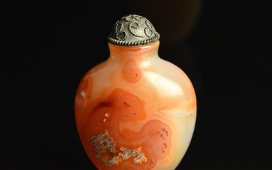 ONE CHINESE EYE AGATE SUFF BOTTLE