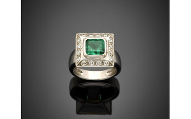 Octagonal mm 8.20x7.65 circa emerald and diamond white gold ring, diamonds in all ct. 0.60 circa, g 13.30 circa size...