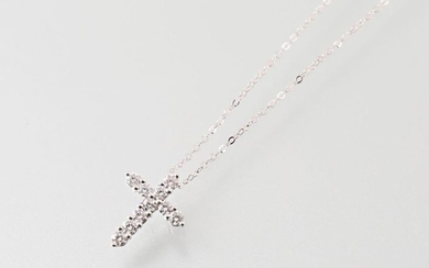 Pendant cross and its chain in 750 thousandths...