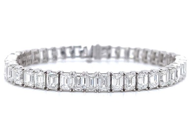 Platinum 22.70 Ct. Emerald-cut Diamond Tennis Bracelet