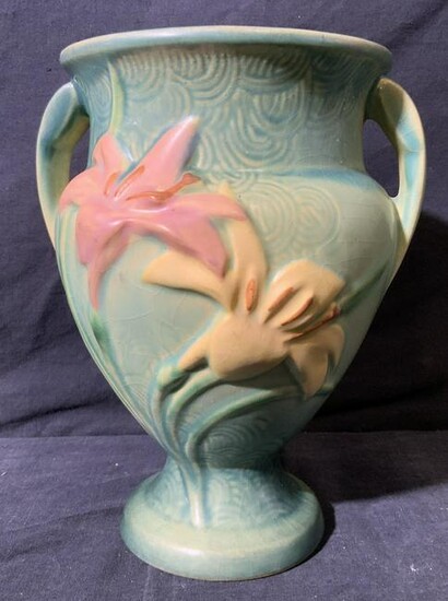 ROSEVILLE #202-8 Vintage Lilly Pottery Vase