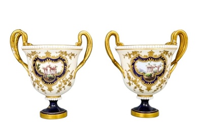 Royal Worcester, dated 1903 Harry Davis pair of campagna urn vases with serpent handles, shape 2098 - Double handed vase (2) - 2098 - Enamel, Gilt, Porcelain