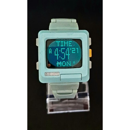 Seiko Timetron 'TRON' W853-4000 Dot Matrix Digital Watch