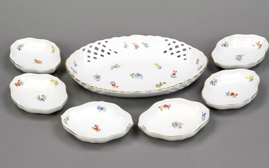 Seven bowls, Meissen, mark after