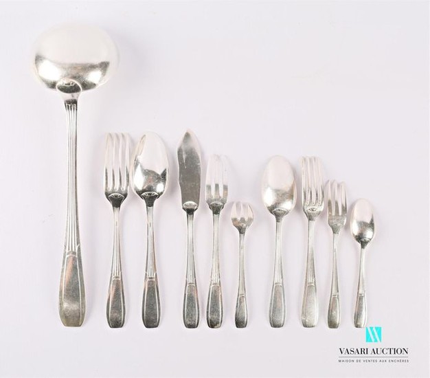 Silver-plated metal cutlery set, the handle decorated with...