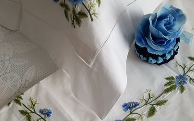 Spectacular percale cotton sheet with hand-stitched embroidery - Cotton - AFTER 2000