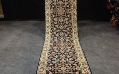Tabriz - Carpet - 395 cm - 77 cm