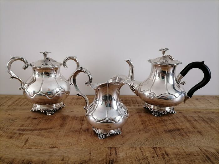 Teapot, Sugar Caddy and Creamer. - .925 silver, .934 silver - Pieter Pieterse, Amsterdam - Netherlands - Second half 19th century