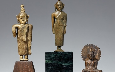 Three small Sri Lankan copper alloy figures of Buddha. 19th/20th century