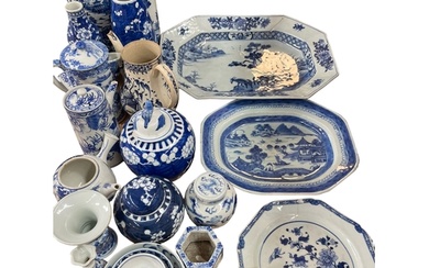 Very good collection of Oriental blue and white porcelain, p...
