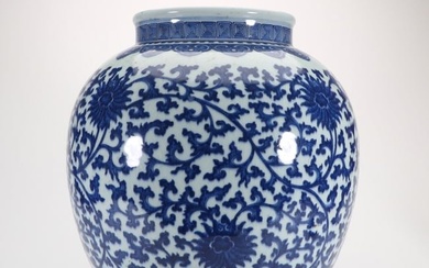a large blue and white jar with twining lotus patterns from the Qianlong period of the Qing Dynasty