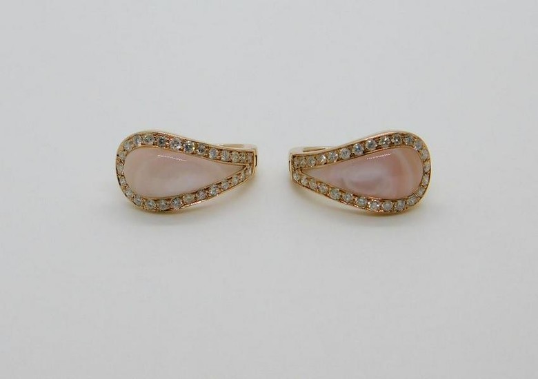 14 k Rose Gold Mother of Pearl Earring