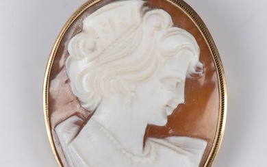 14k Gold Carved Shell Cameo Pendant-Brooch