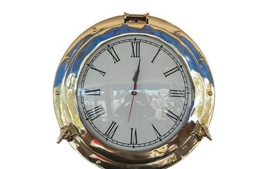 15" Deluxe Class Brass Porthole Clock