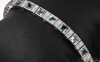 18 kt gold aquamarine-brilliant-bracelet , WG 750/000, 12 aquamarine-carrees total...