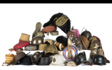 Heterogeneous collection of hats of different periods, origins, shapes...
