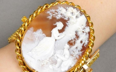 A 19th century gold shell cameo brooch, with detachable