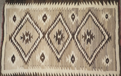 Navajo Weaving Blanket / Rug Two Grey Hills