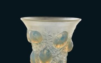 'Saint-Francois’, No.1055, a Lalique opalescent glass vase...