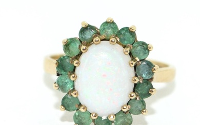 9ct gold ladies Emerald and opal cluster ring size M