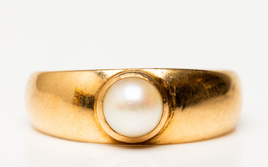 A 18K gold ring with cultured half pearl, indistinct master's stamp, Sweden, 1872.