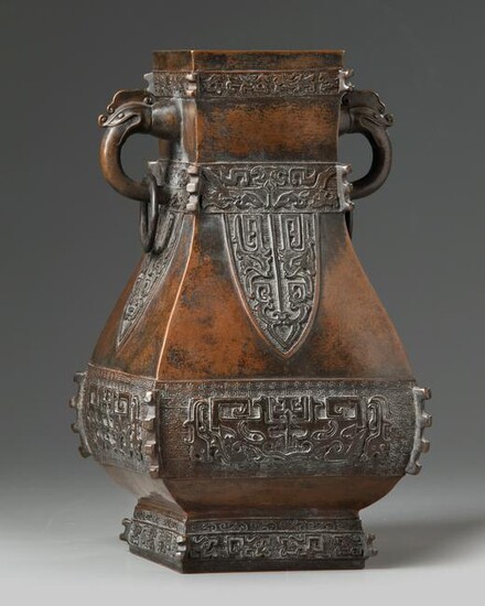 A CHINESE BRONZE ARCHAISTIC VASE, HU, CHINA, 20TH