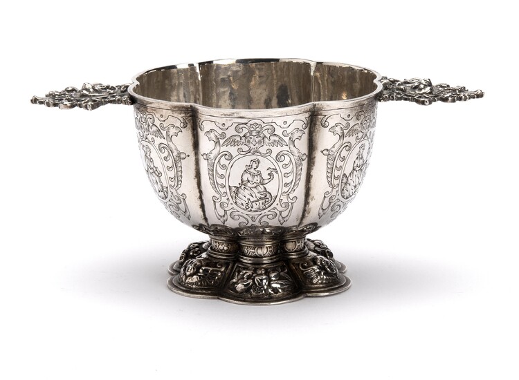 A Dutch silver brandy bowl in 17th century style