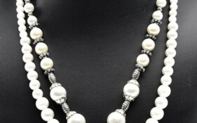 A FAUX PEARL AND SHELL NECKLACE, TOGETHER WITH A FAUX PEARL NECKLACE