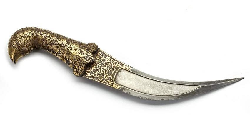 A MUGHAL GILT AND WATERED STEEL DAGGER WITH PARROT HEAD