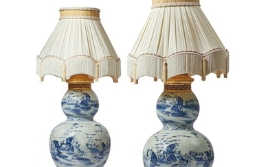 A PAIR OF CHINESE STYLE DOUBLE GOURD VASES