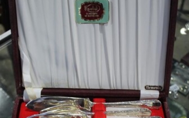 A RODD SILVER PLATED CUTLERY SERVICE