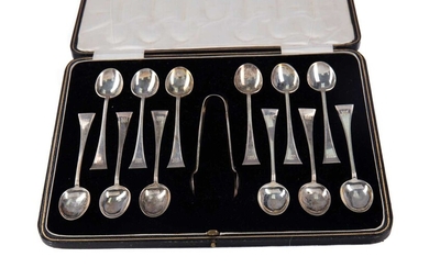 A SET OF TWELVE GEORGE V SILVER COFFEE SPOONS AND TONGS