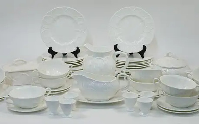A Wedgwood & Coalport ‘Countryware’ extensive part dinner service, 20th century, printed...